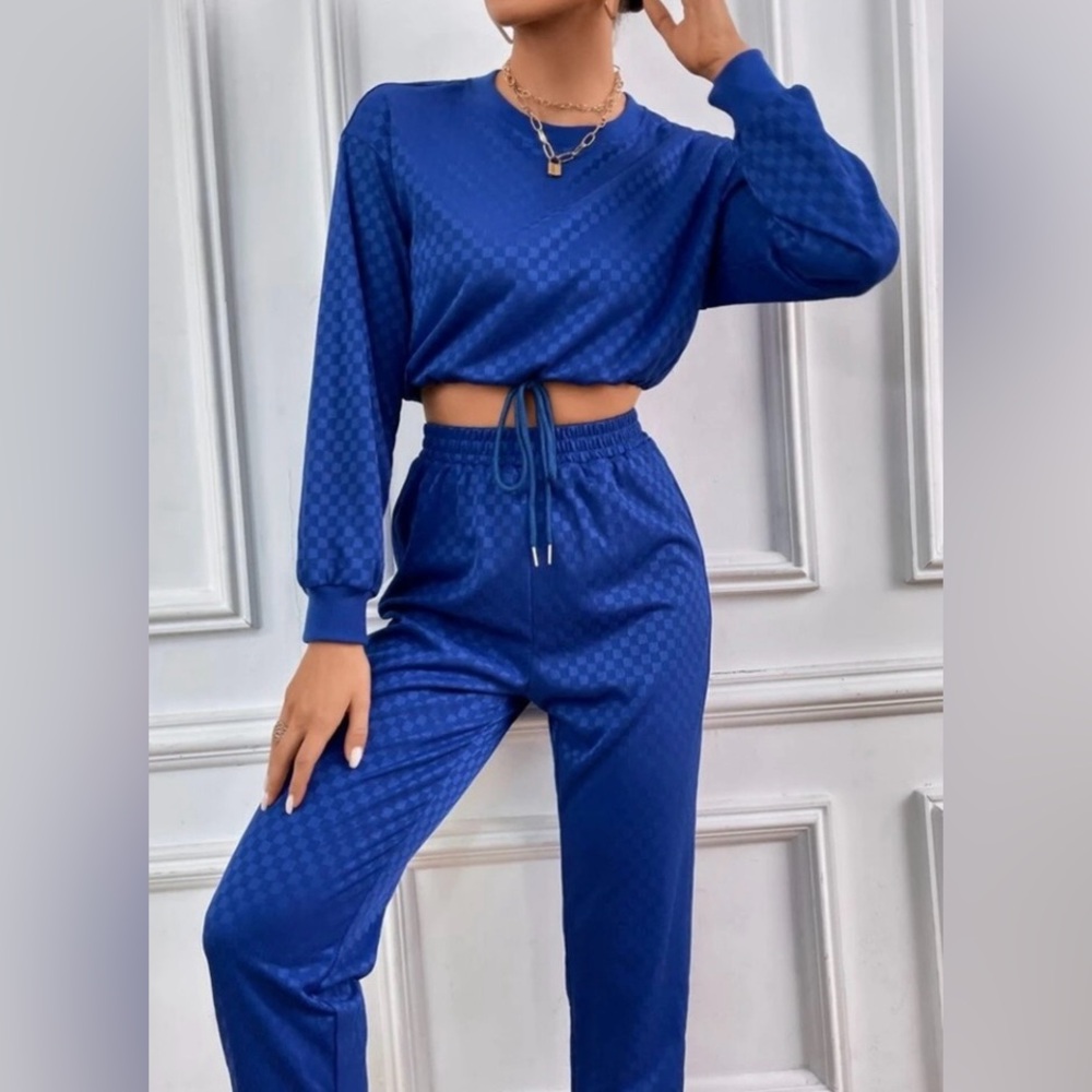 NEW 2 Piece Set Tracksuit NWOT Blue Checkered Cropped Crop Top Joggers Track Pa…